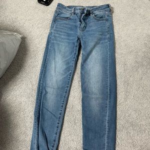 American Eagle skinny jeans